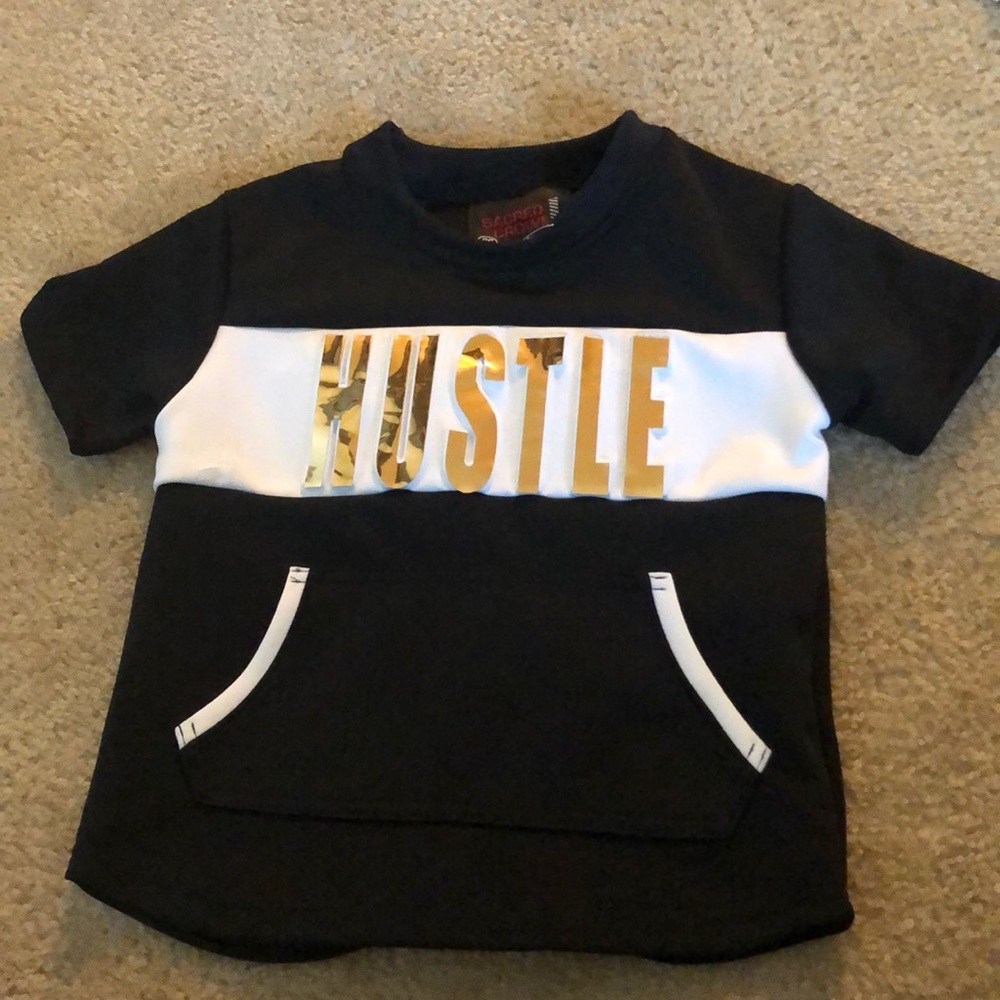 Sacred Crown boys top
